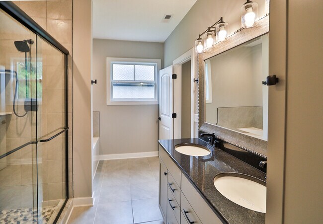 Building Photo - 1222 Warrior Ln