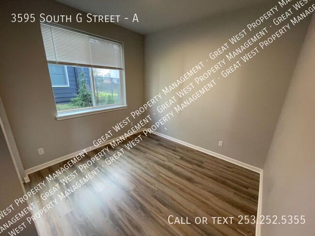 Building Photo - MOVE-IN DURING JANUARY FOR $100!! (Exclude...