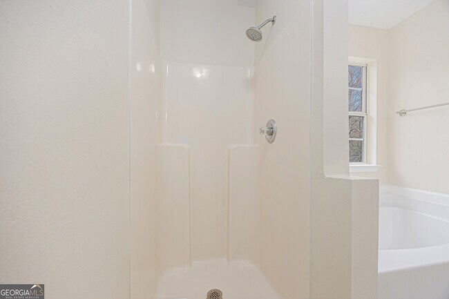 Building Photo - 429 Village Bluff Dr