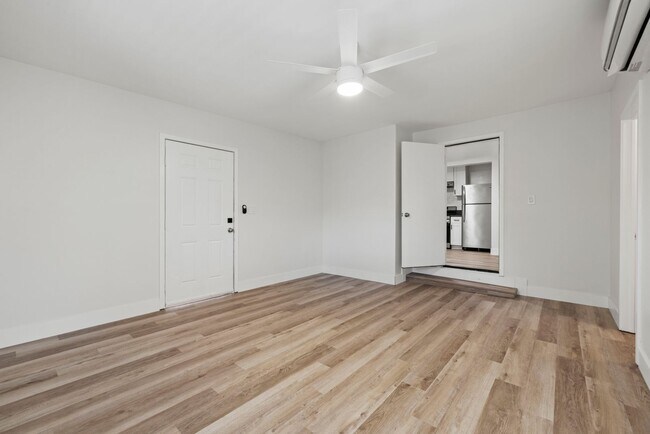 Building Photo - 15105 Nurmi St