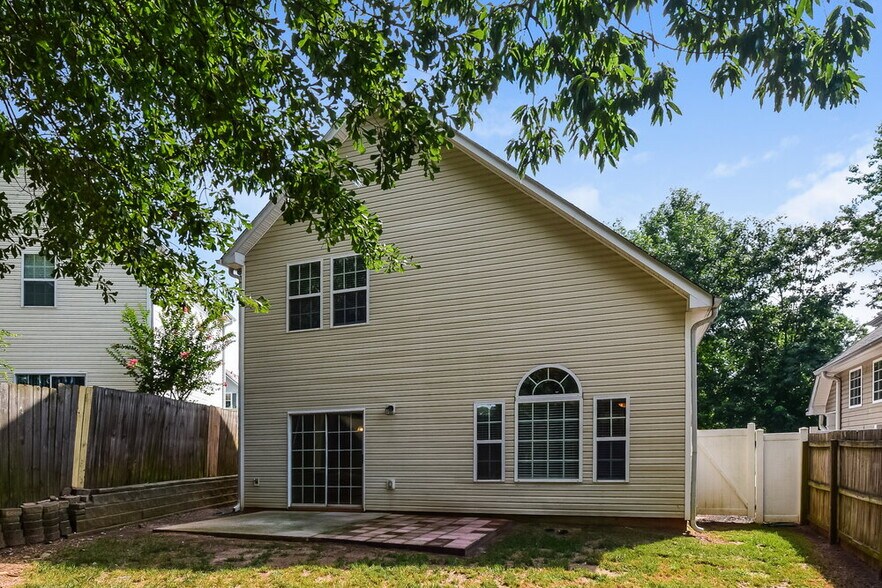 Building Photo - 2740 Gatewater Ct