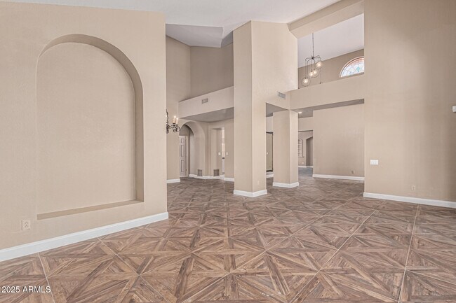 Building Photo - 9665 E Cochise Dr