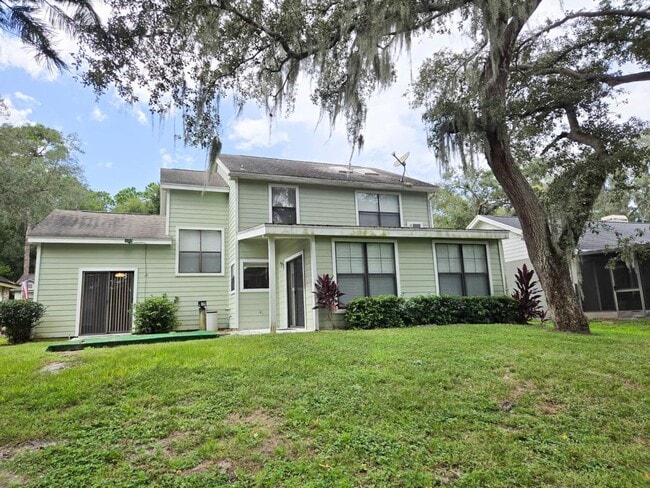 Building Photo - 1232 Woodridge Ct