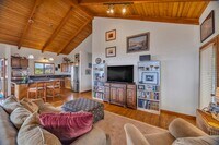 Building Photo - Fully Furnished 4BR in Kula. Garage, Bonus...