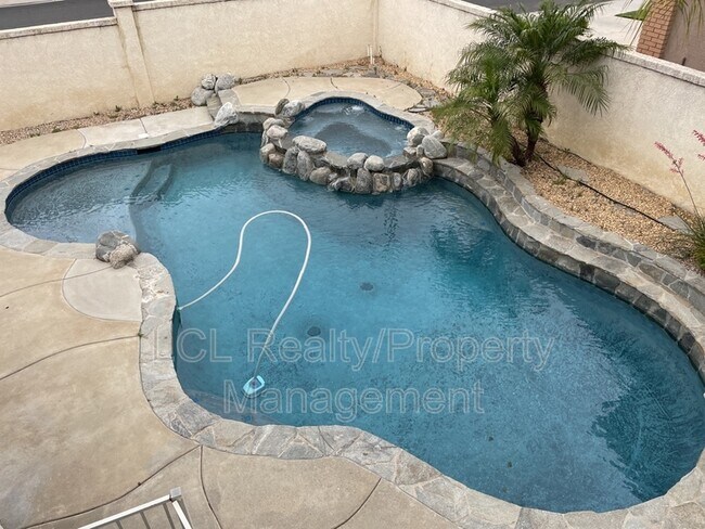 Building Photo - 30322 Marne Way