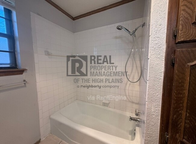 Building Photo - 7700 Cervin Dr