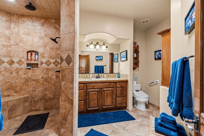 Building Photo - 12705 Chuck Wagon Rd