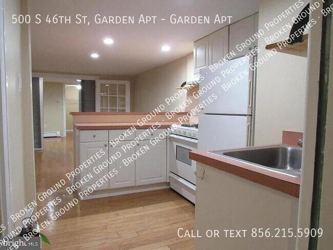 Building Photo - 500 S 46th St