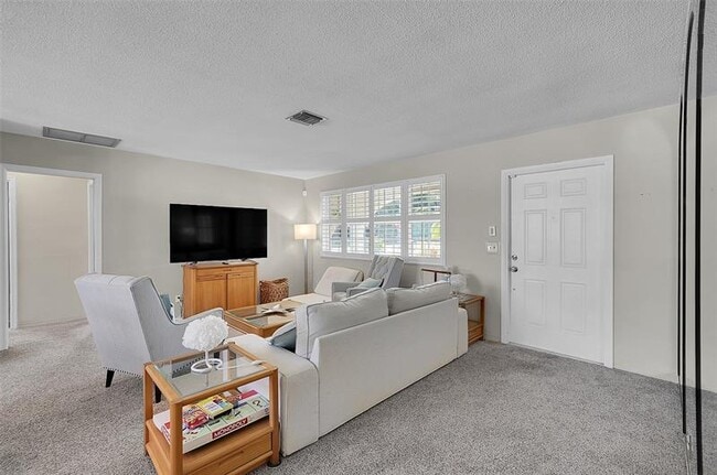 Building Photo - 2705 Roosevelt St