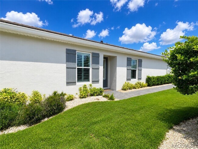 Building Photo - 3079 Isles Wy
