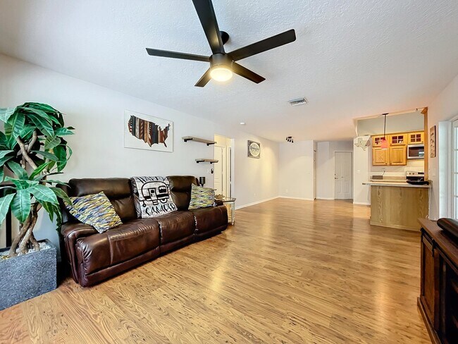 Building Photo - 14691 60th St N