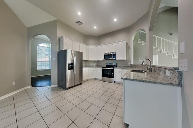 Building Photo - 20822 Heather Grove Ct