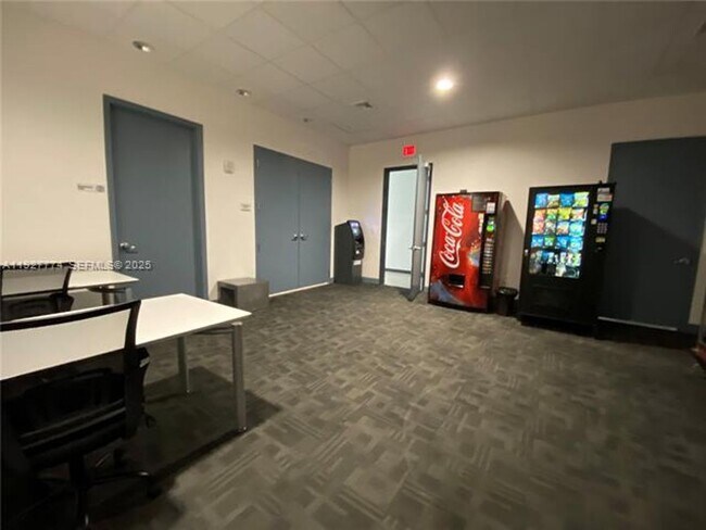 Building Photo - 7901 Hispanola Ave