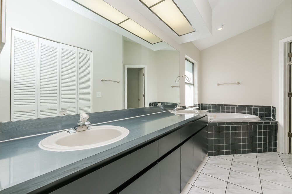 Building Photo - 10439 Norvell Rd