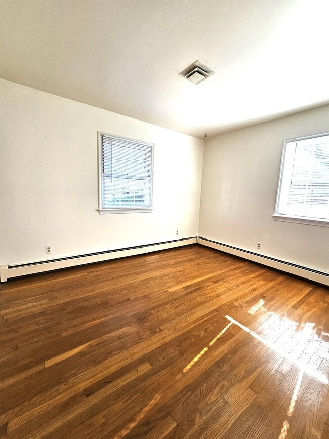 Building Photo - 27820 Crooked Oak Ln