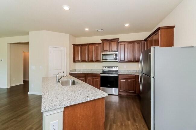Building Photo - 143 Innis Brk Cir