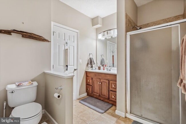 Building Photo - 14301 Grape Holly Grove