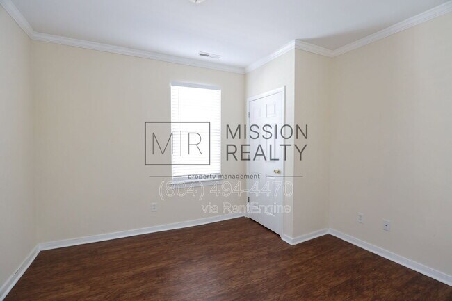 Building Photo - 1402 Bainbridge St