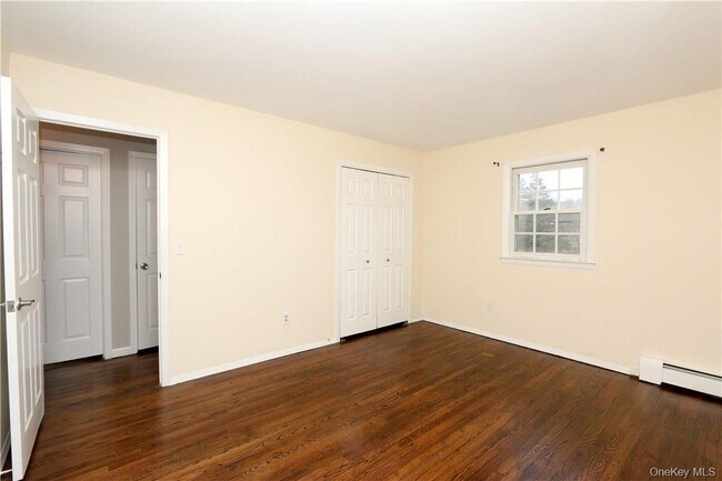 Building Photo - 158 Dykeman Rd