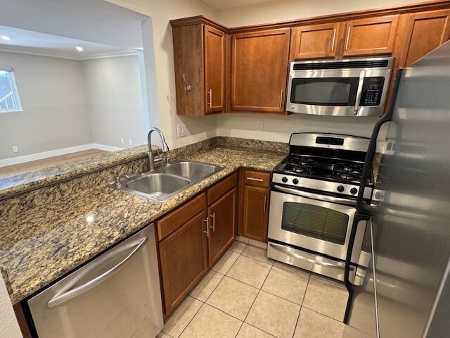 Kitchen - 355 N Maple St