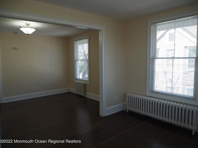 Building Photo - 74 Norwood Ave