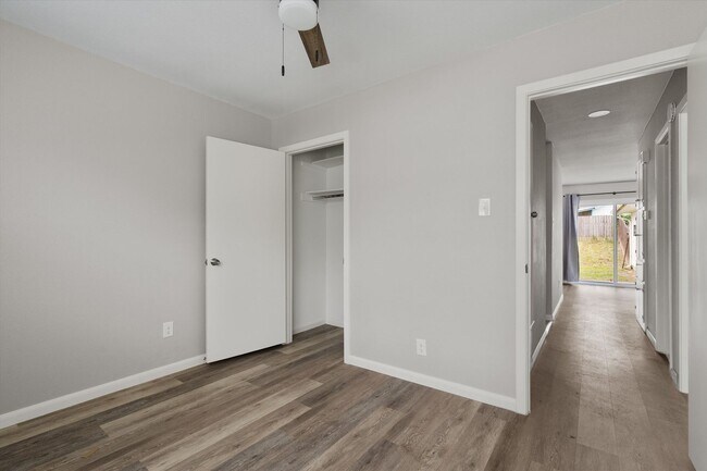 Building Photo - 701 Ramble Ln