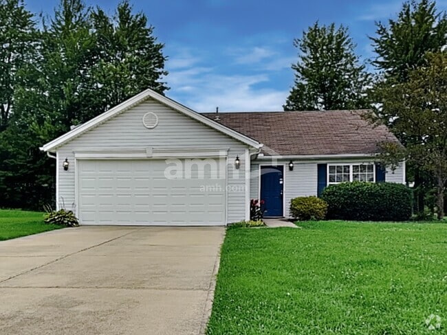 Building Photo - 2027 River Birch Dr
