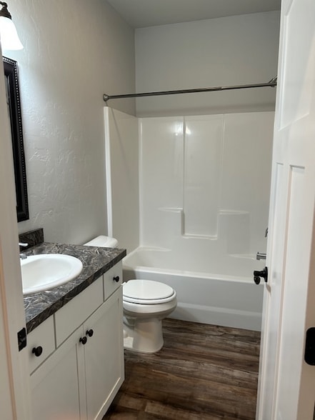 Building Photo - 362 Mountain Vista Way