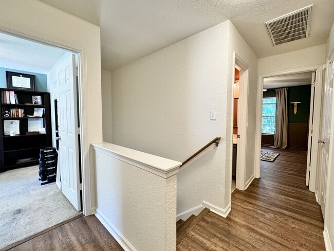 Building Photo - First-Time Rental Near The Beaches! Available 08-14-26 - Attached Garage - Fenced Yard - Pet Frie...