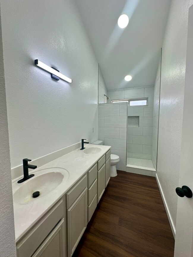 Building Photo - 7979 Starry Night Dr