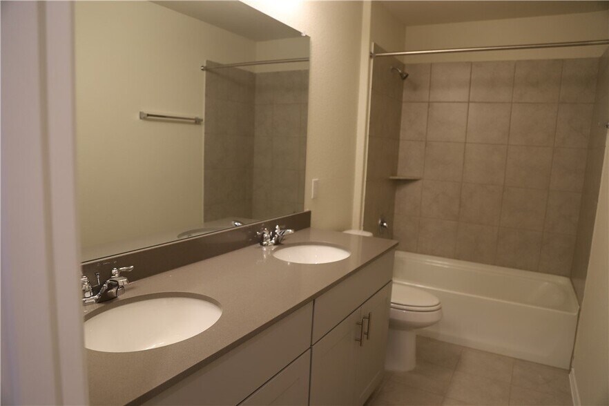 Building Photo - 109 Prairie Falcon Wy