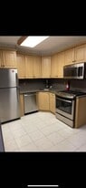 Building Photo - 1723 Shore Pky