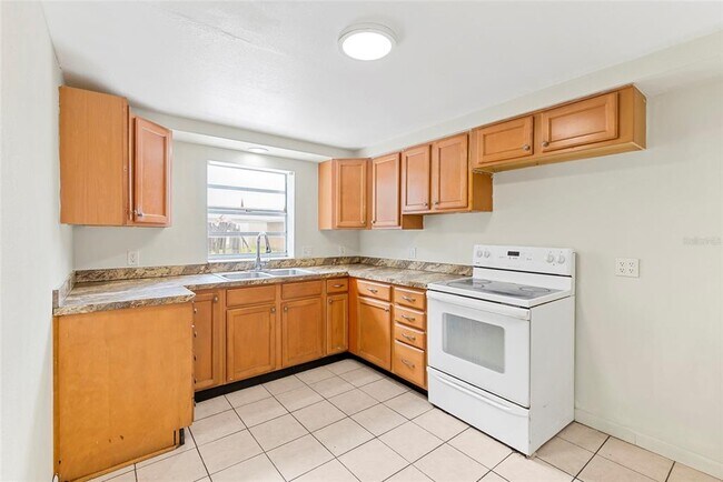 Building Photo - 2788 41st Ave N