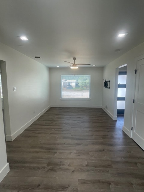 Building Photo - 201 Howard Dr