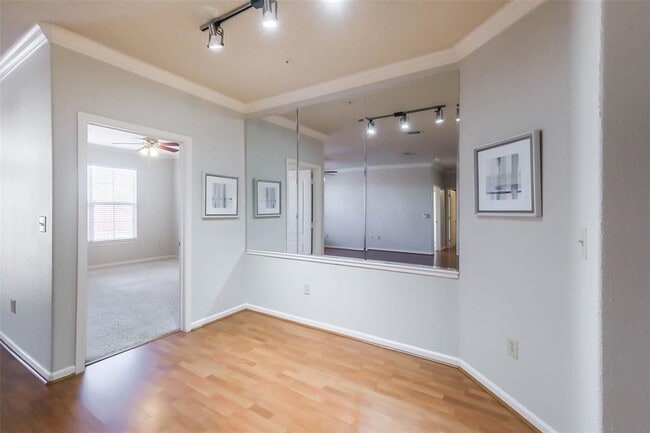 Building Photo - 1711 Old Spanish Trl