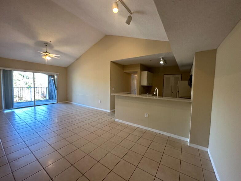 Building Photo - 3874 Lyons Rd