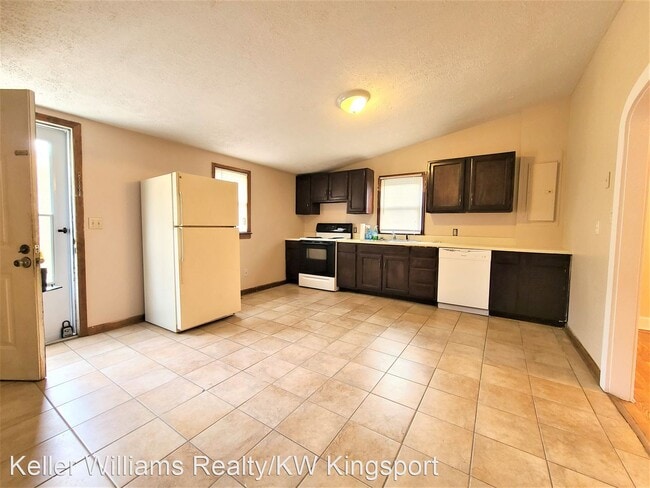 Building Photo - 2 br, 1 bath House - 4510 Carters Valley Rd