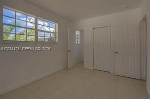Building Photo - 160 NW 199th St