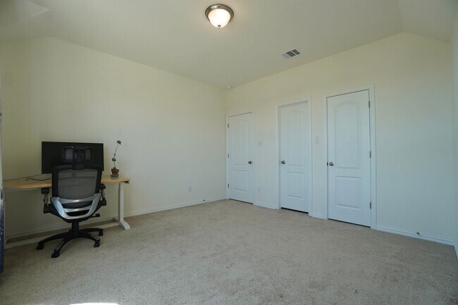 Building Photo - 208 Monteforte Rd