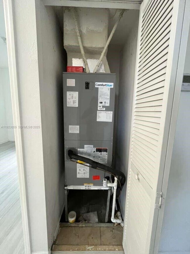 Building Photo - 11665 SW 244th St