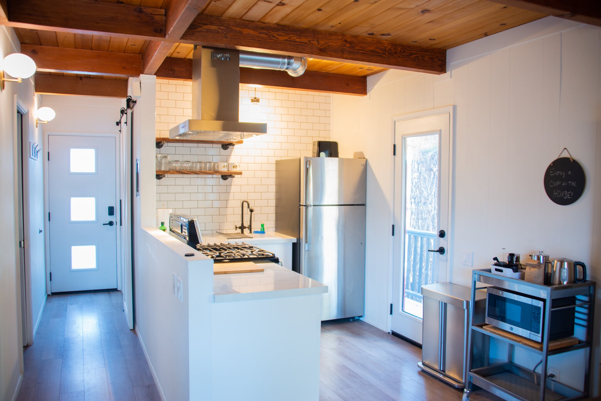 Building Photo - 1010 Fenway Dr