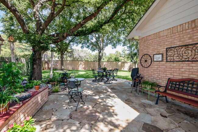 Back Yard - 2132 Rodeo Dr