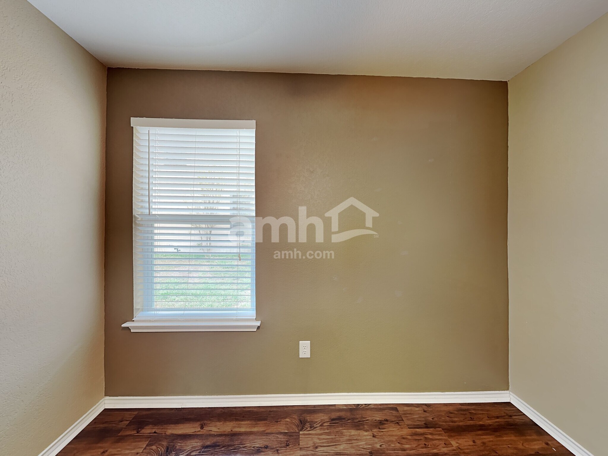 Building Photo - 6112 Fred Couples