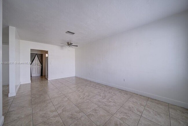 Building Photo - 11250 SW 7th St
