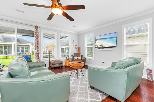 Building Photo - 1399 Berkshire Ave