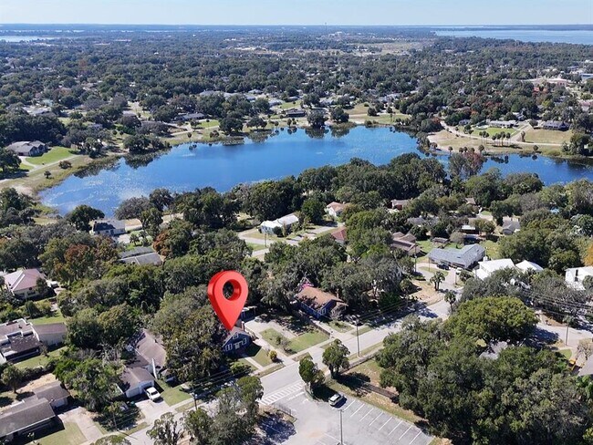 Building Photo - 1016 E Washington Ave