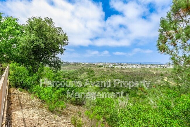 Building Photo - 5582 Valerio Trl
