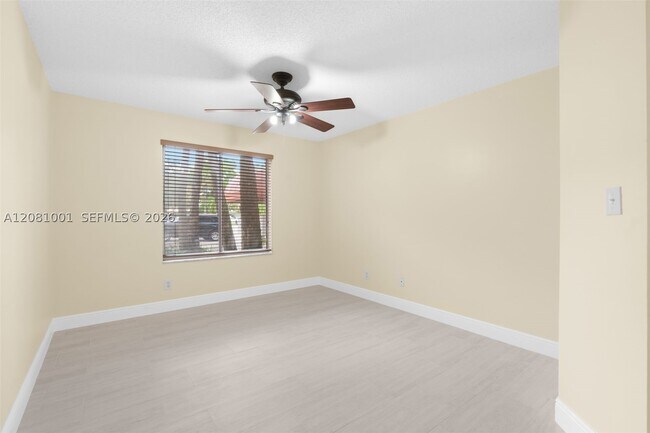 Building Photo - 1178 Coral Club Dr