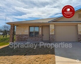 Building Photo - 709 Laila Ln