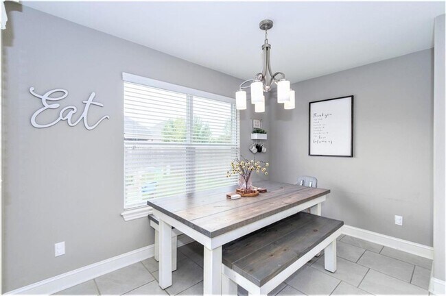 Building Photo - Stylish 3-Bedroom, 2-Bathroom Home for Rent!